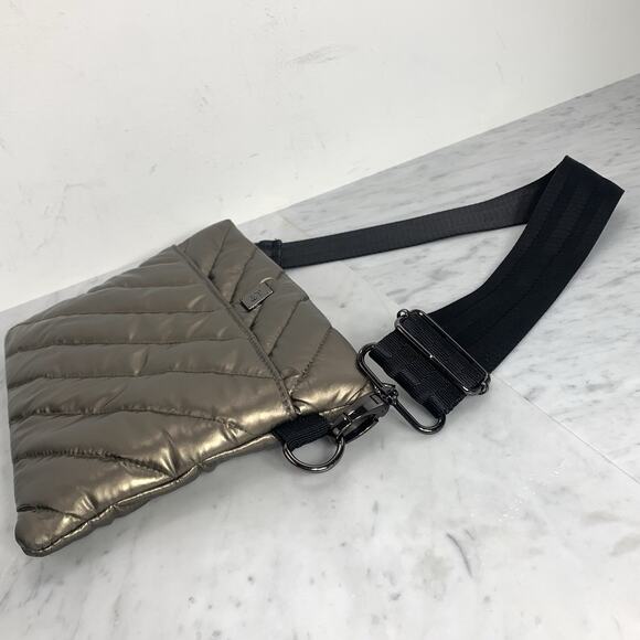 THINK ROYLN Diagonal 2.0 Bum Bag Pearl Pyrite w/ Short Crossbody Strap ONLY EUC - Picture 4 of 8